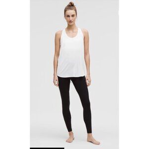 𝓛𝓾𝓵𝓾𝓵𝓮𝓶𝓸𝓷 White Essential Tank Pleated Racerback Womens size 2 Stretchy